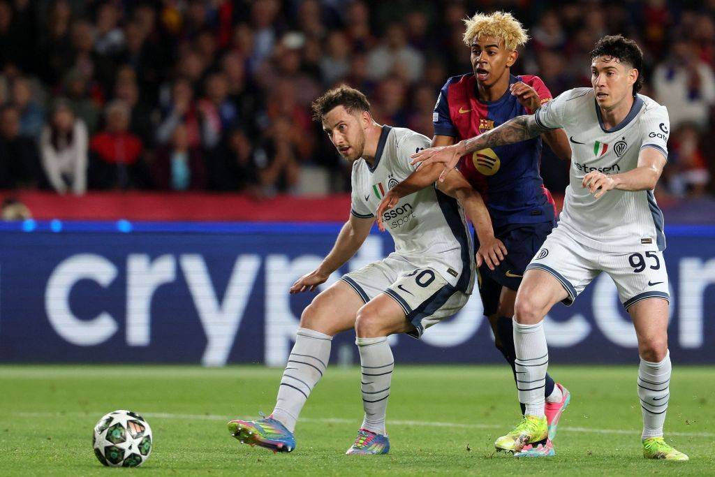 竞彩湃｜巴萨客场淘汰国际米兰，巴黎双杀阿森纳